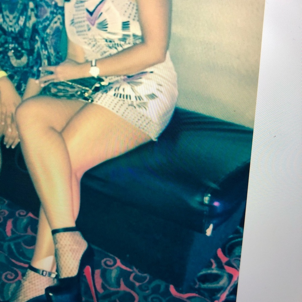 Bebe dress